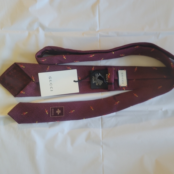 Gucci Dagger in Heart Tie Burgundy Wool/Silk - Picture 2 of 3